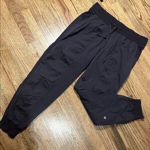 Lululemon dance studio joggers size 10 dark gray stripe